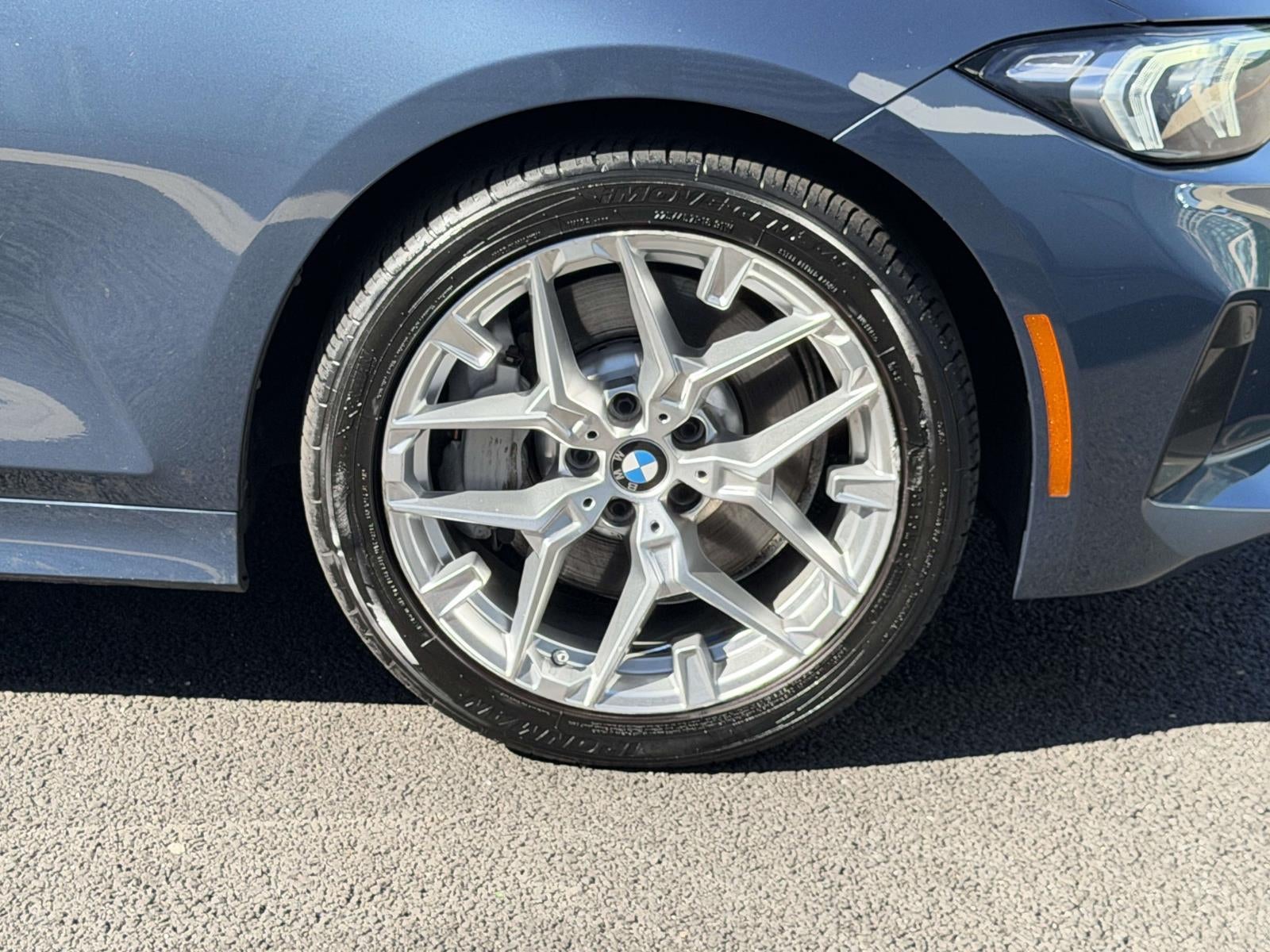 2025 BMW 330i 330i