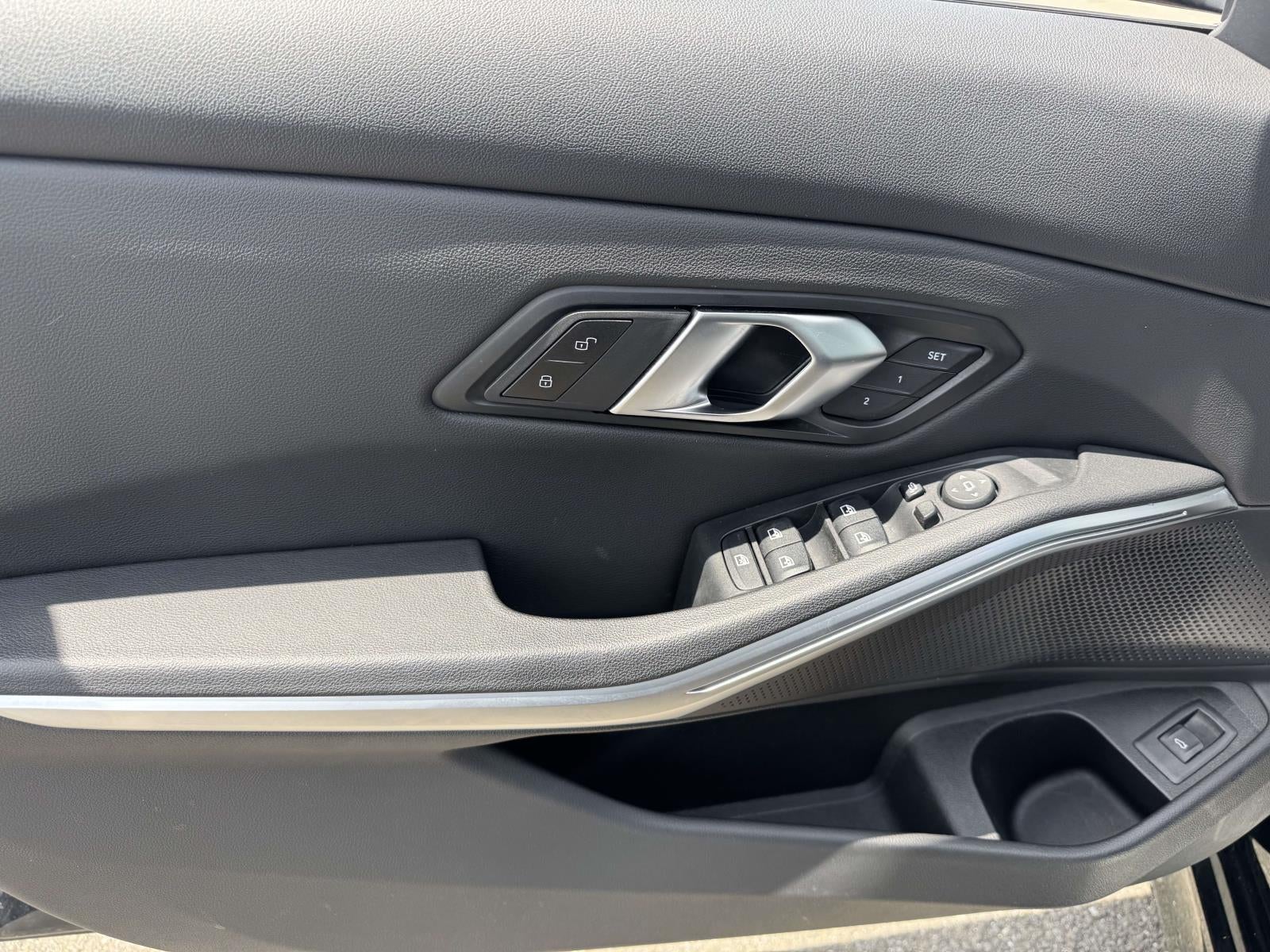 2025 BMW 330i xDrive