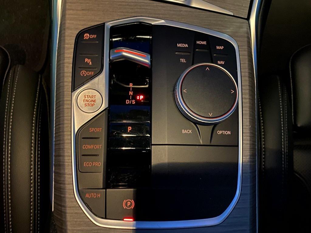 2025 BMW 330i xDrive