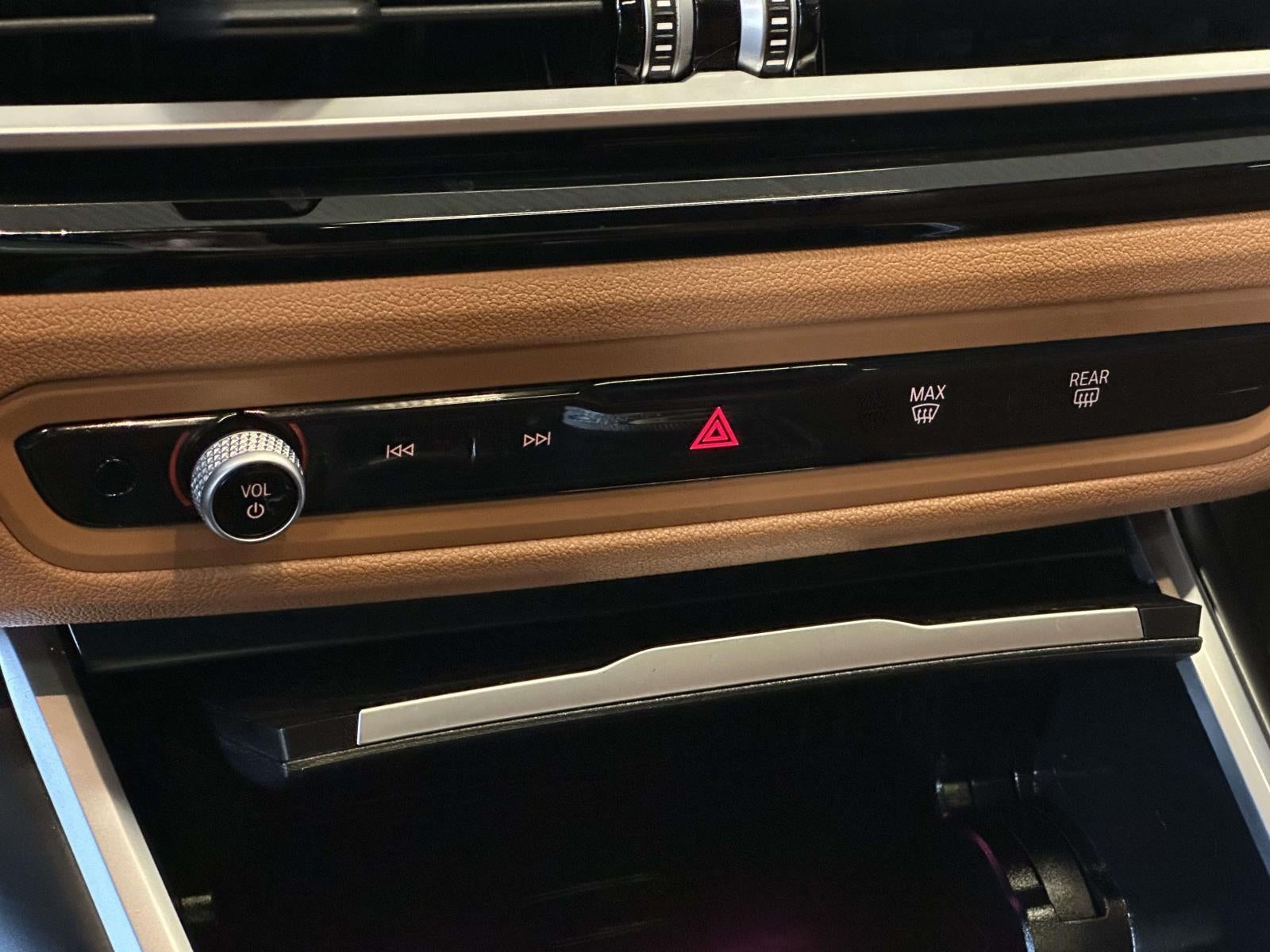 2023 BMW 330i xDrive