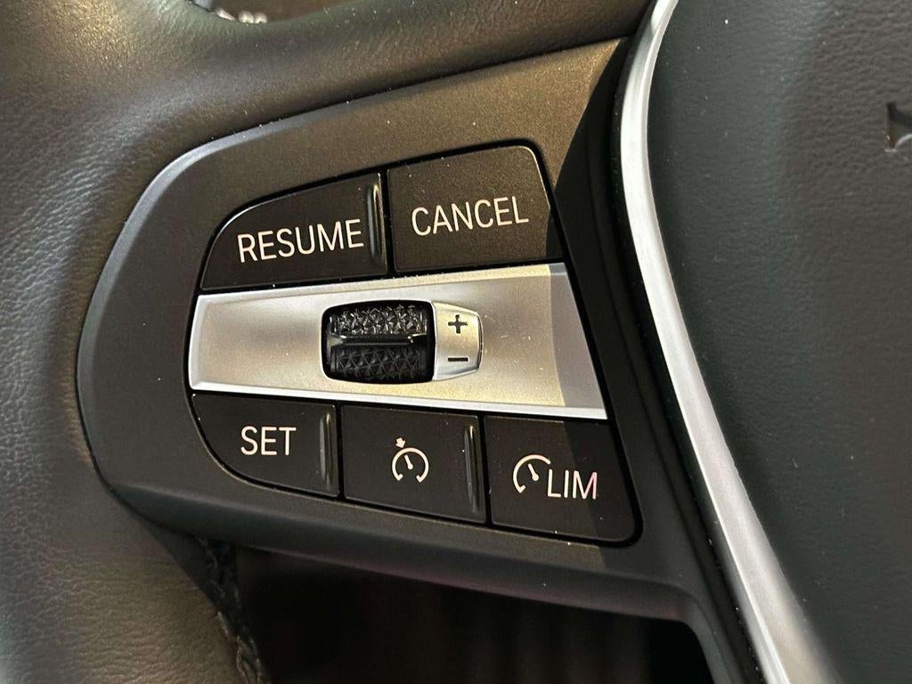 2024 BMW 330i xDrive