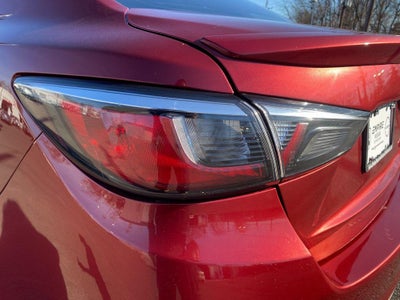 2019 Toyota Yaris Sedan LE