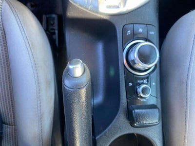 2019 Toyota Yaris Sedan LE