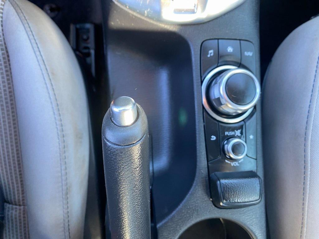 2019 Toyota Yaris Sedan LE