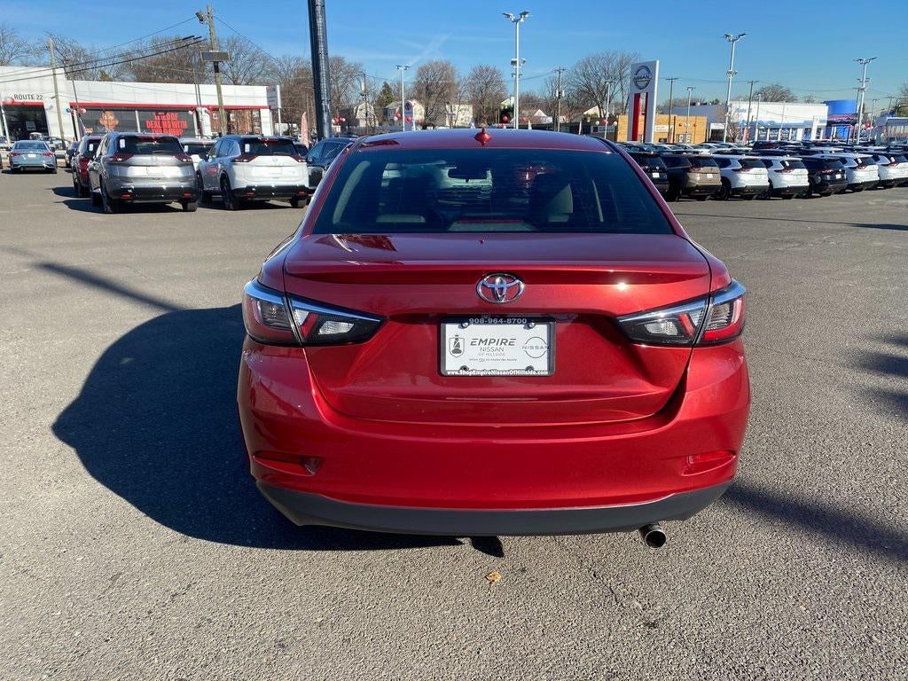 2019 Toyota Yaris Sedan LE