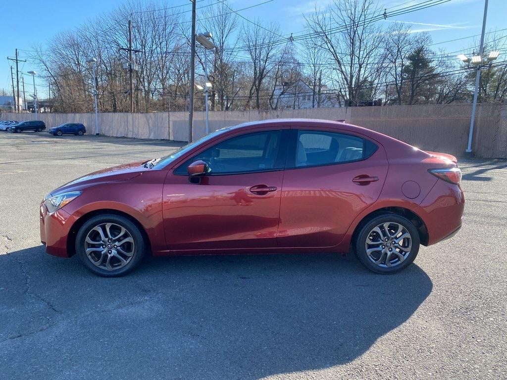 2019 Toyota Yaris Sedan LE
