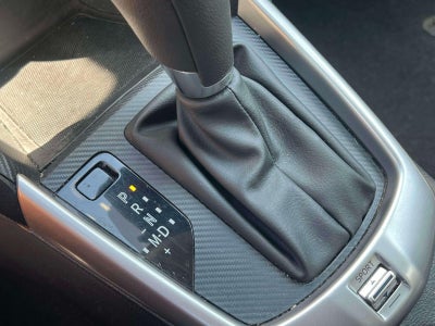 2019 Toyota Yaris L