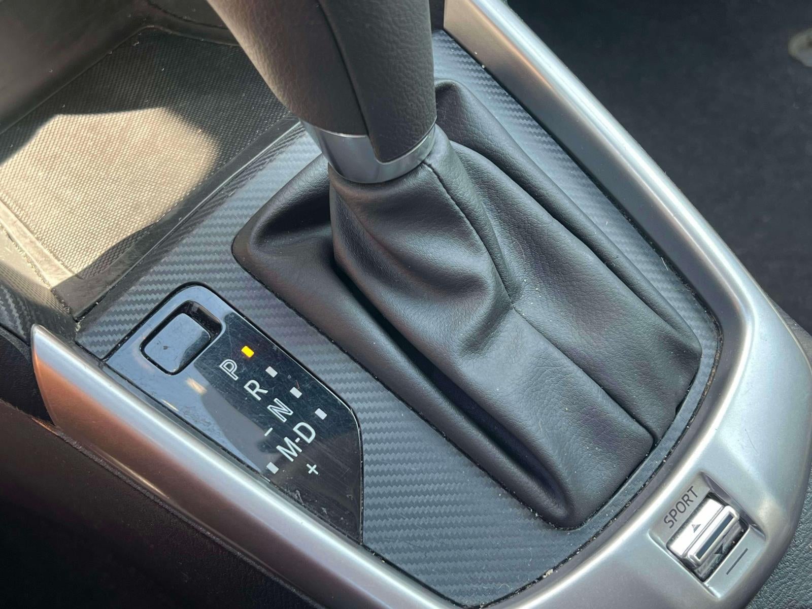 2019 Toyota Yaris L