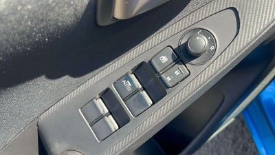 2019 Toyota Yaris L