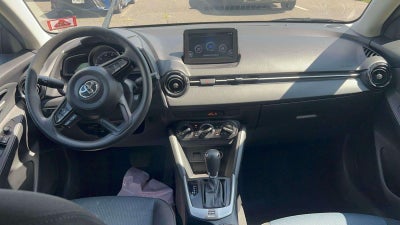2019 Toyota Yaris L