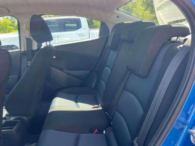 2019 Toyota Yaris L