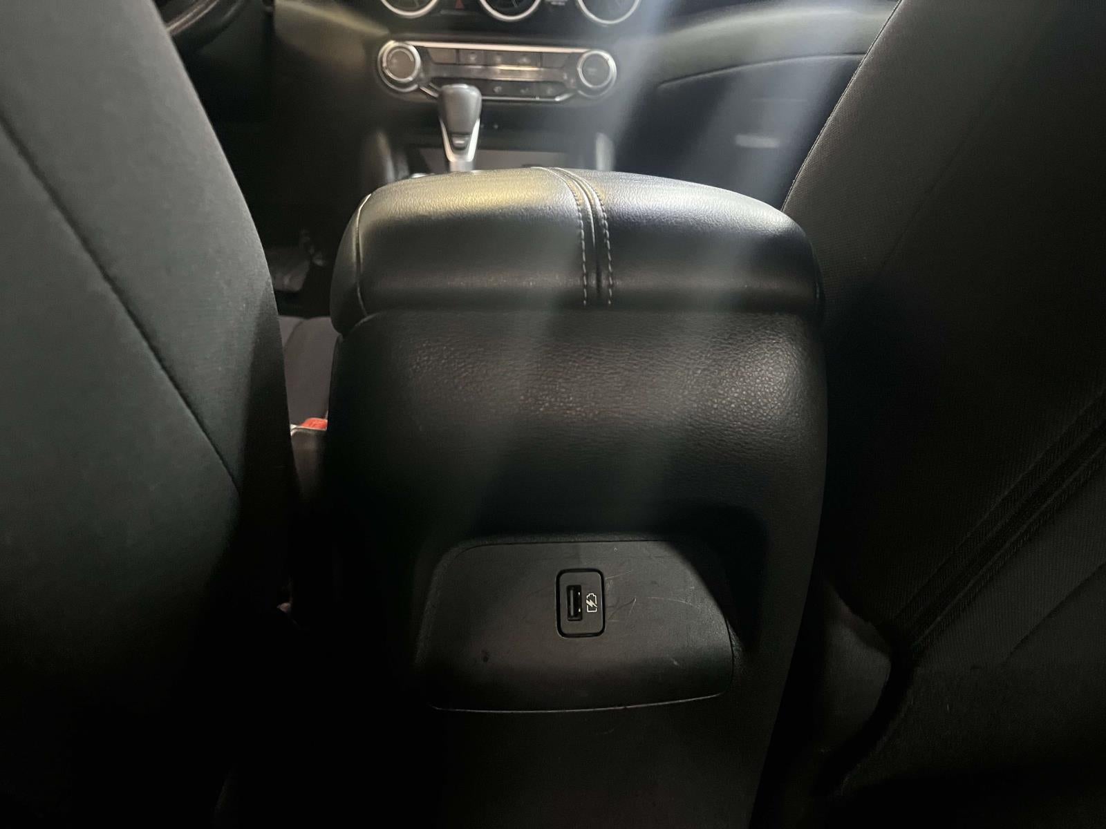 2022 Nissan Sentra SV Xtronic CVT