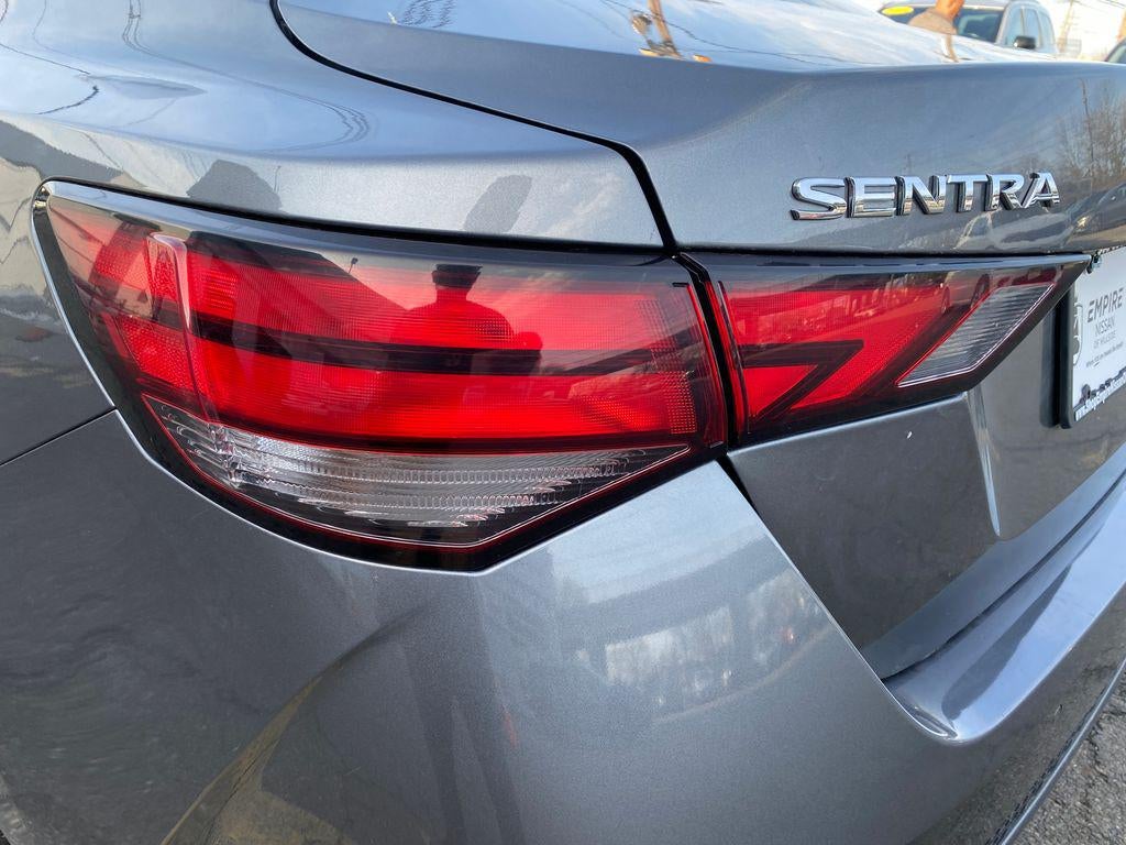 2023 Nissan Sentra SV Xtronic CVT