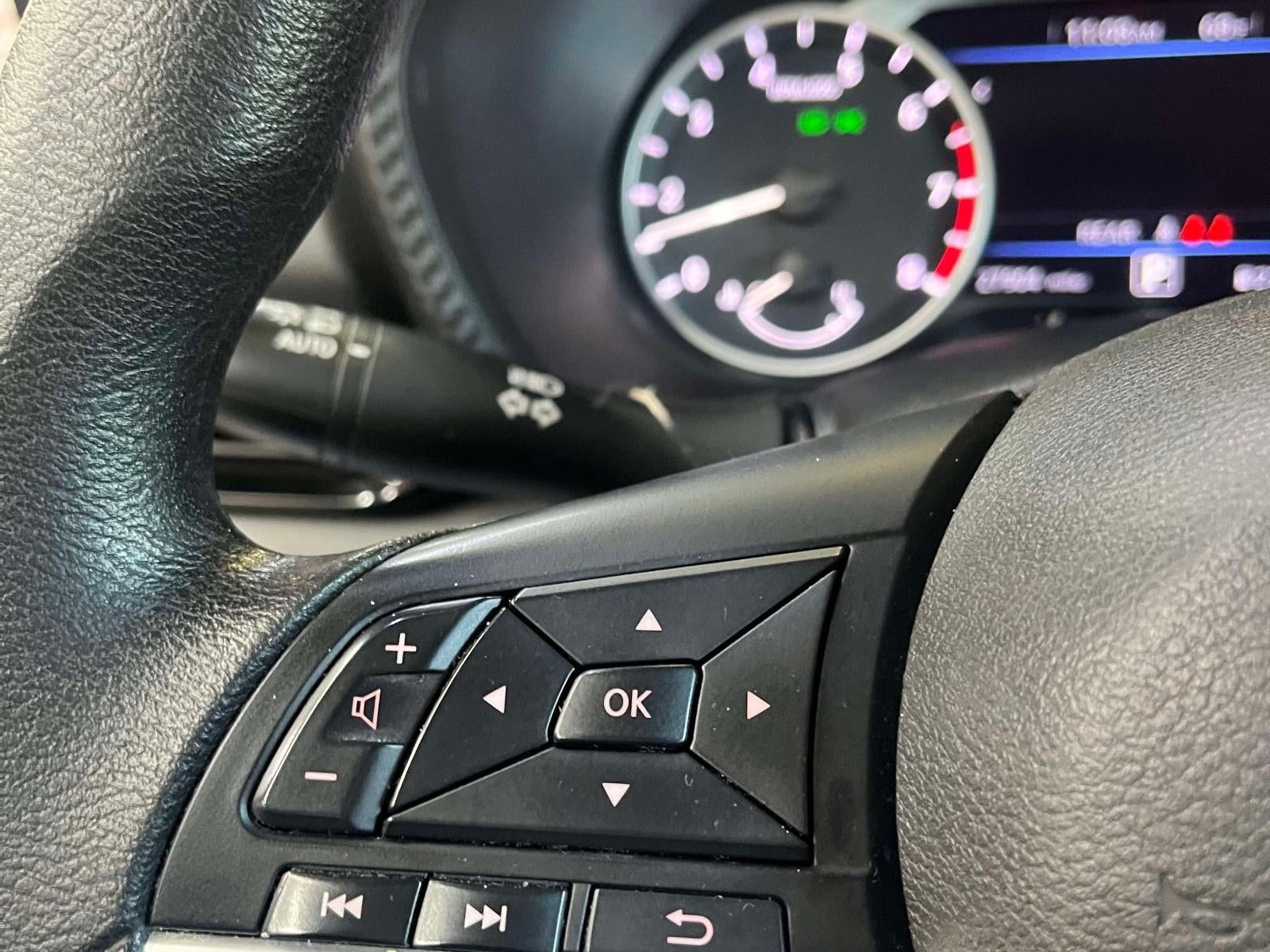 2023 Nissan Sentra SV Xtronic CVT
