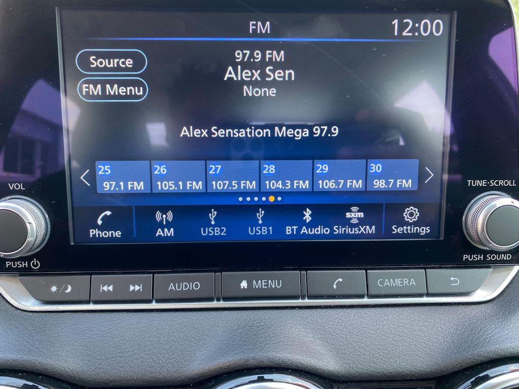 2024 Nissan Sentra SV Xtronic CVT