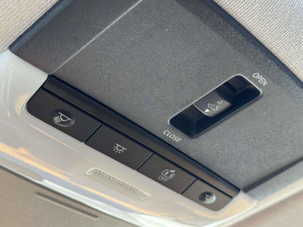 2021 Nissan Sentra SV Xtronic CVT