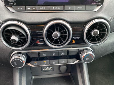 2023 Nissan Sentra SV Xtronic CVT
