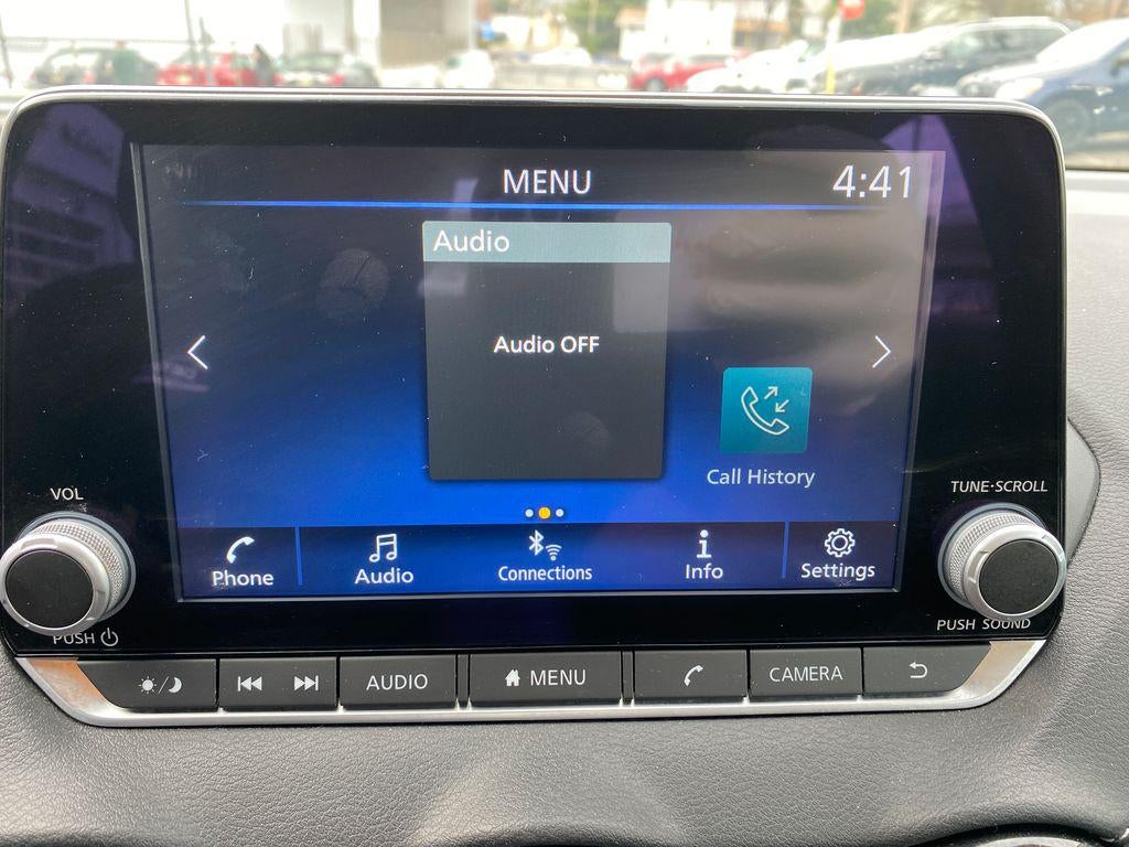 2024 Nissan Sentra SV Xtronic CVT