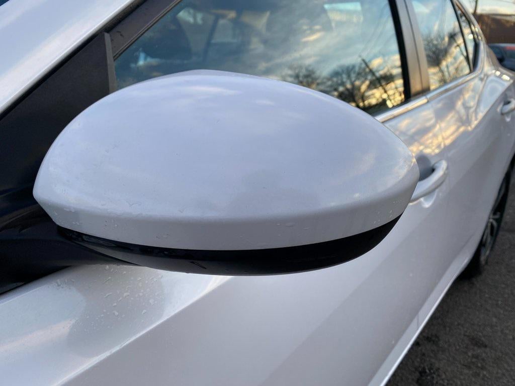 2022 Nissan Sentra SV Xtronic CVT