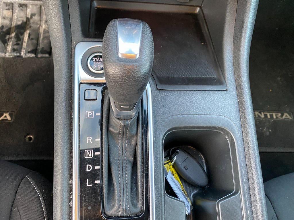 2022 Nissan Sentra SV Xtronic CVT