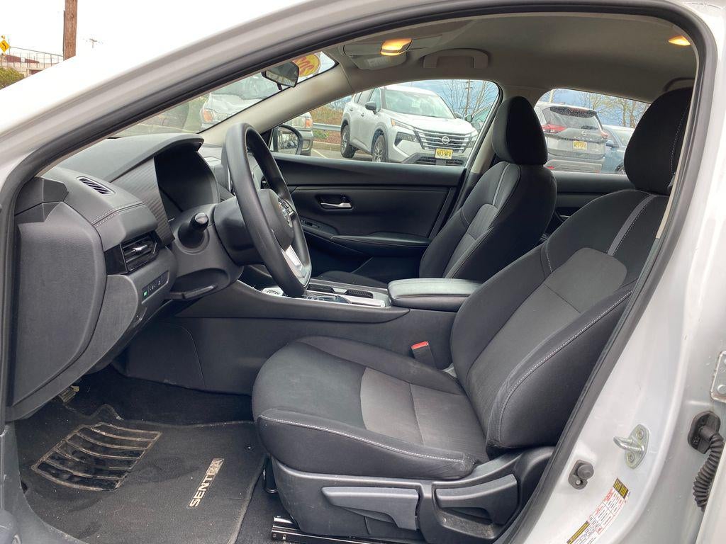 2023 Nissan Sentra SV Xtronic CVT