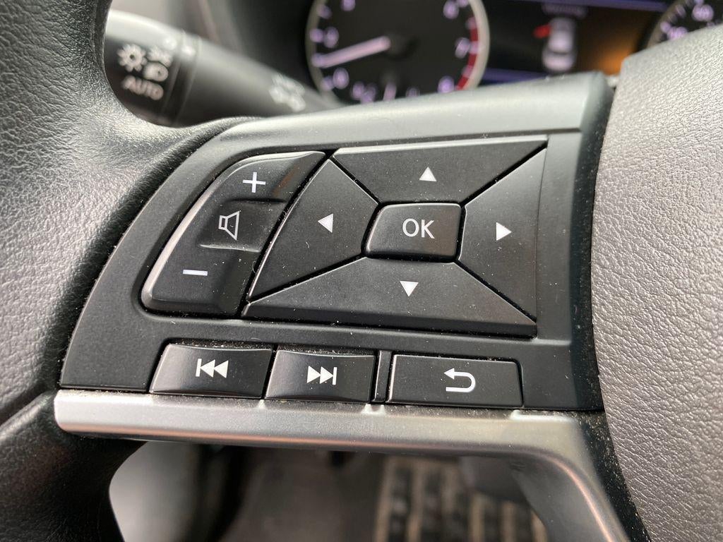 2023 Nissan Sentra SV Xtronic CVT