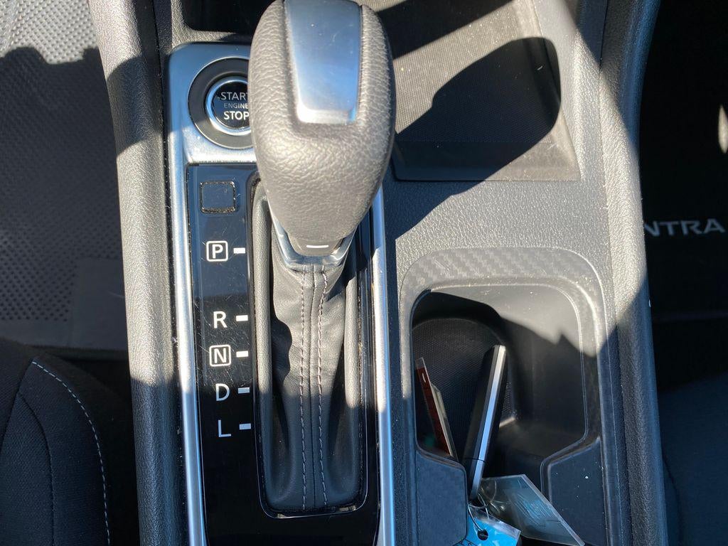 2024 Nissan Sentra SV Xtronic CVT