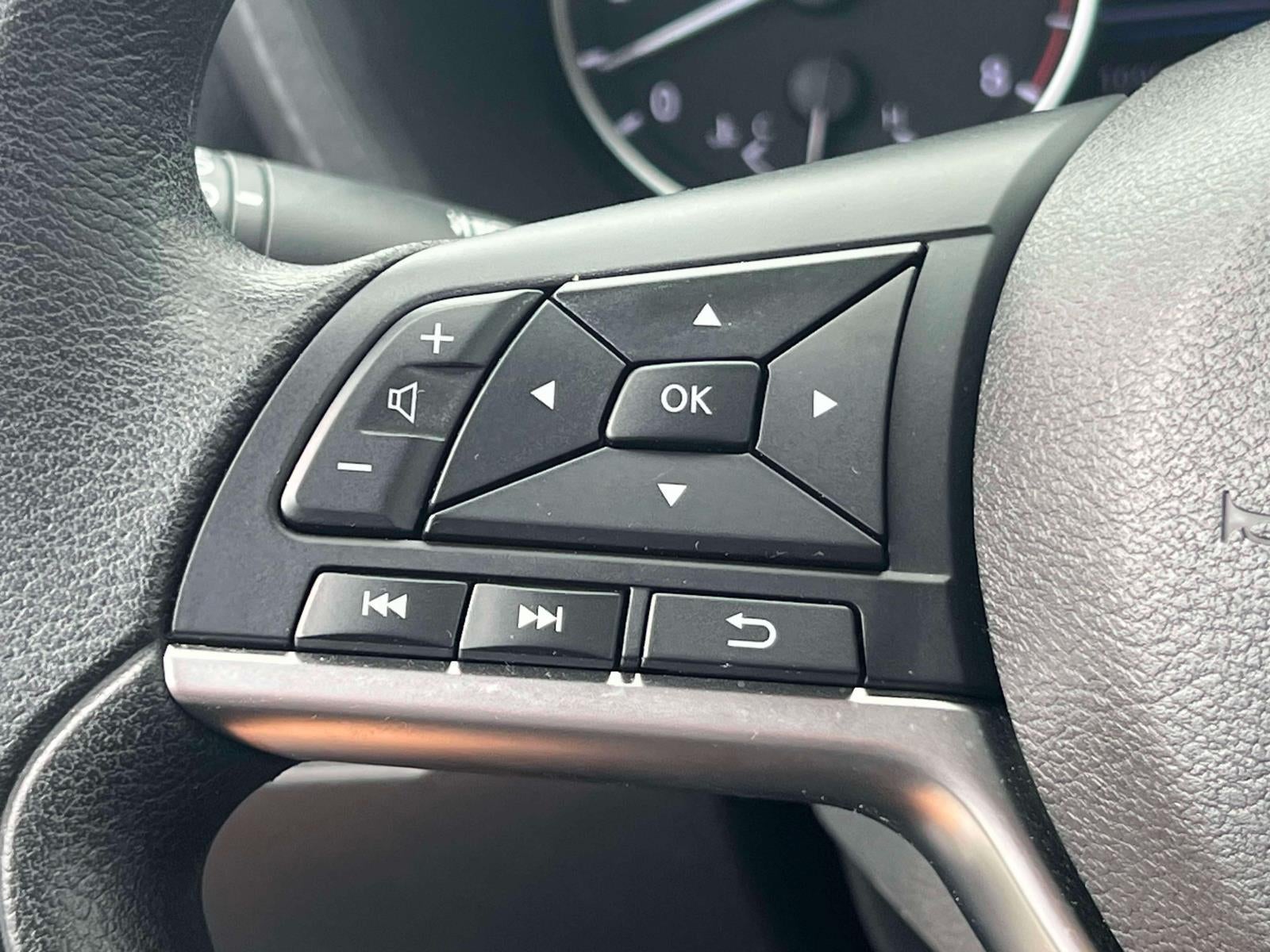2023 Nissan Sentra SV Xtronic CVT