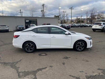 2024 Nissan Sentra SV Xtronic CVT
