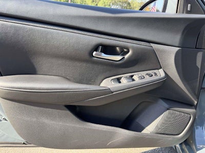 2024 Nissan Sentra SV Xtronic CVT