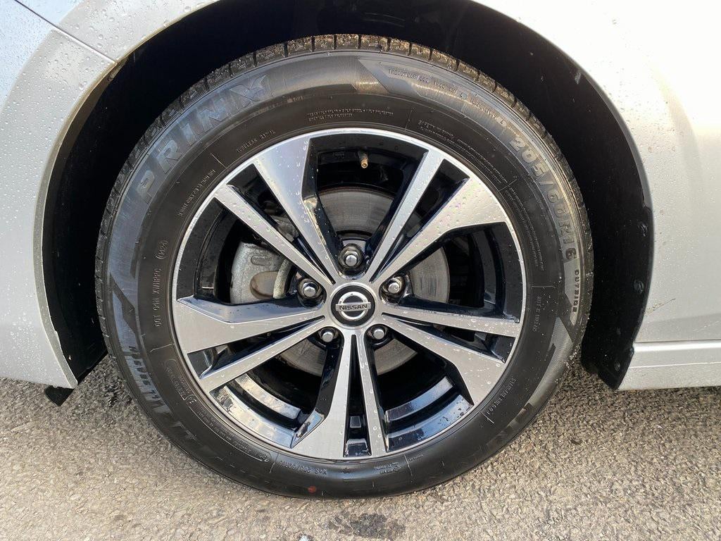 2023 Nissan Sentra SV Xtronic CVT