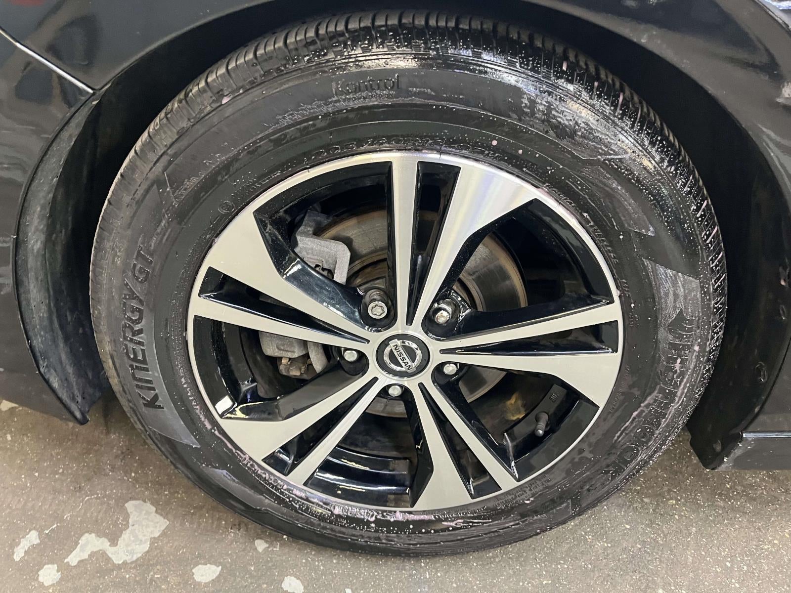 2023 Nissan Sentra SV Xtronic CVT