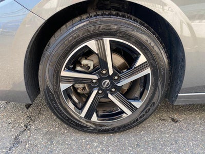 2024 Nissan Sentra SV Xtronic CVT