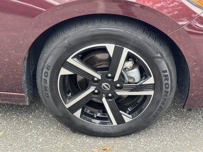 2024 Nissan Sentra SV Xtronic CVT