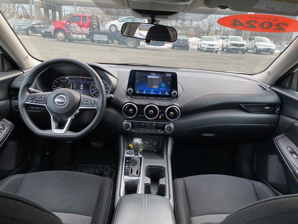 2024 Nissan Sentra SV Xtronic CVT