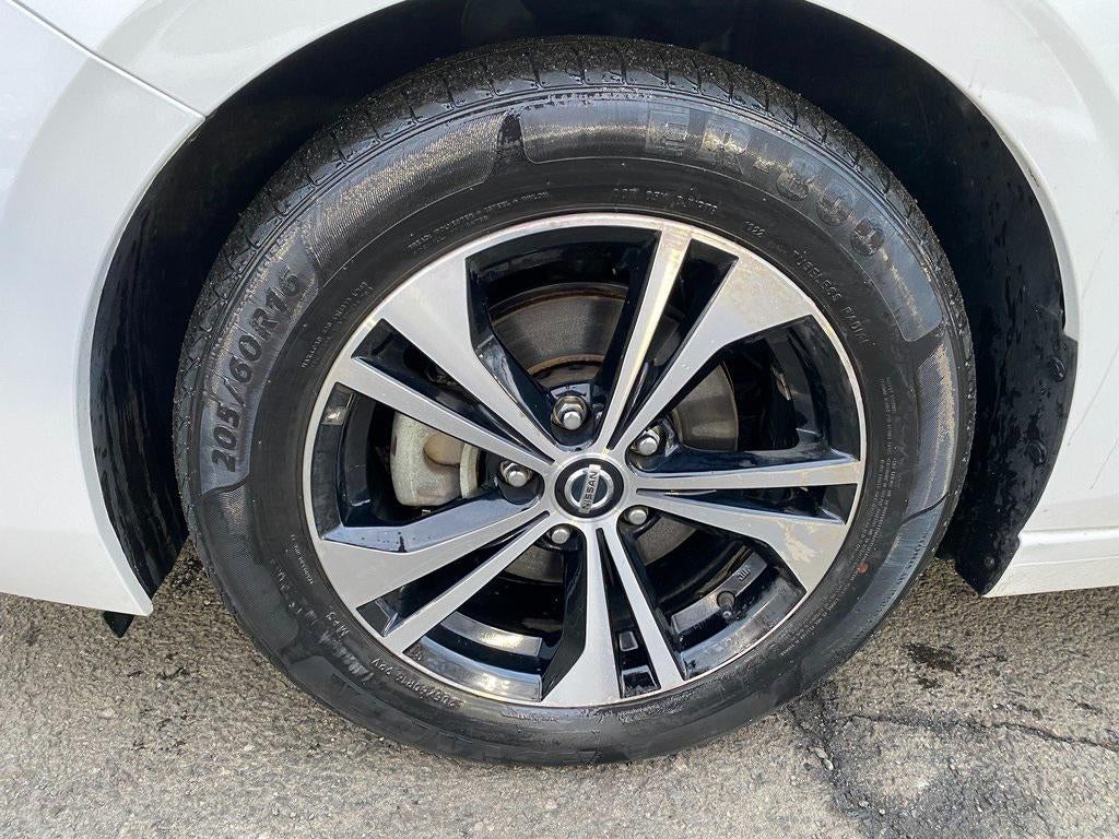 2022 Nissan Sentra SV Xtronic CVT