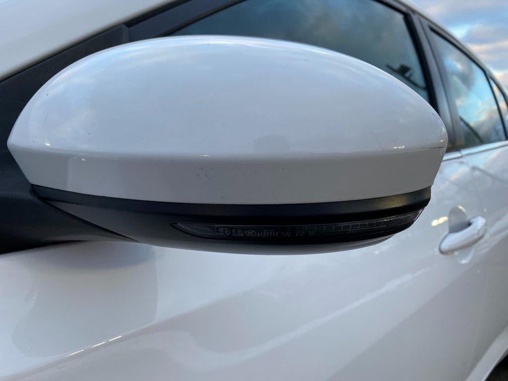 2022 Nissan Sentra SV Xtronic CVT