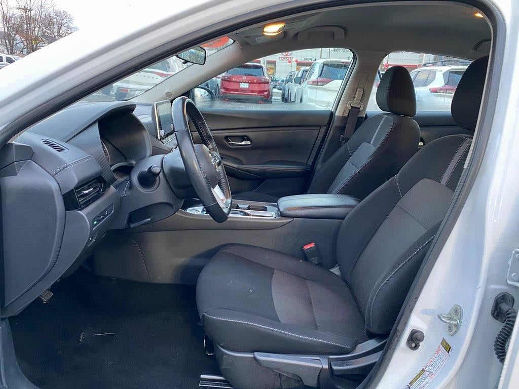 2022 Nissan Sentra SV Xtronic CVT