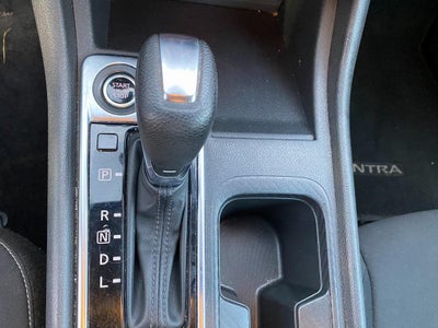 2022 Nissan Sentra SV Xtronic CVT