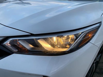 2022 Nissan Sentra SV Xtronic CVT