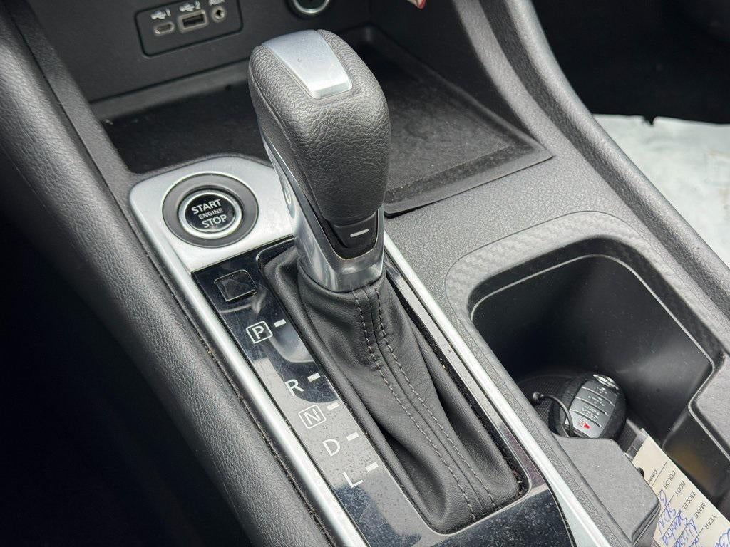 2023 Nissan Sentra SV Xtronic CVT