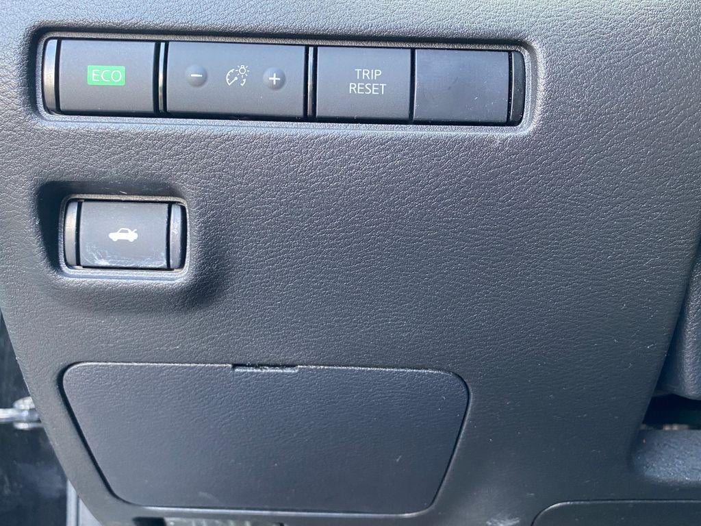 2023 Nissan Sentra SV Xtronic CVT