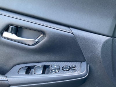 2023 Nissan Sentra SV Xtronic CVT