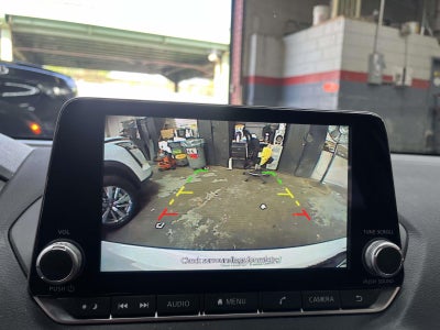 2023 Nissan Sentra SV Xtronic CVT