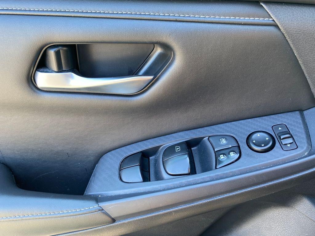 2023 Nissan Sentra SV Xtronic CVT