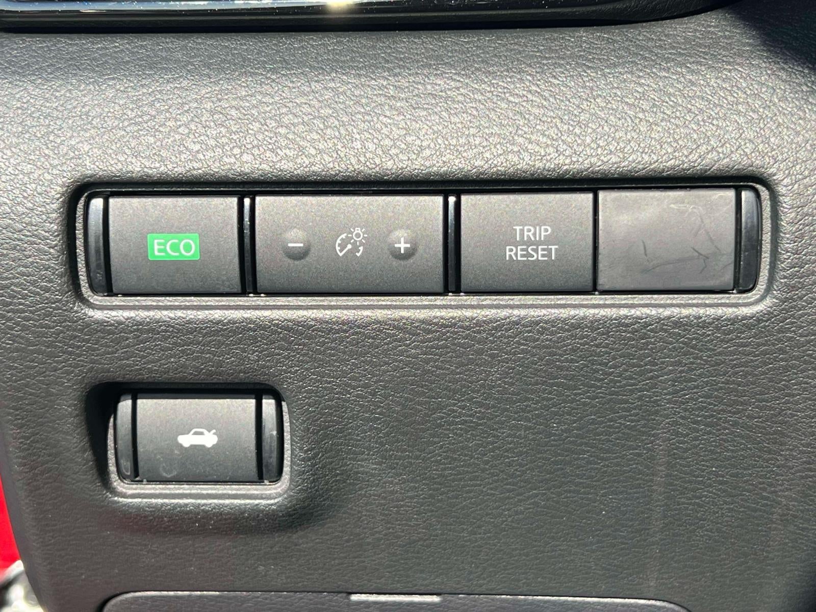 2023 Nissan Sentra SR Xtronic CVT
