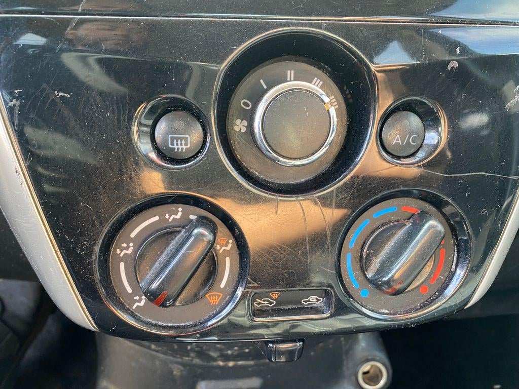 2018 Nissan Versa Note SV