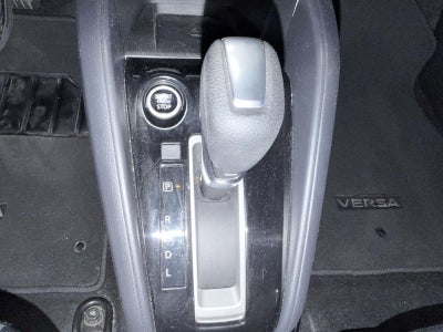 2024 Nissan Versa 1.6 SR