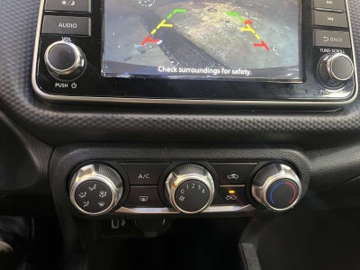 2024 Nissan Kicks S Xtronic CVT