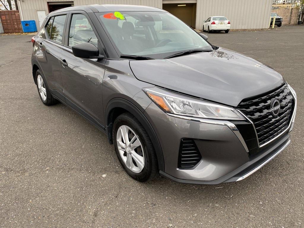 2024 Nissan Kicks S Xtronic CVT